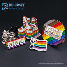 Design kawaii lgbt emblema de lapela do orgulho gay atacado sem bandeira do arco-íris mínimo cruz metal distintivo de lapela de esmalte rígido personalizado